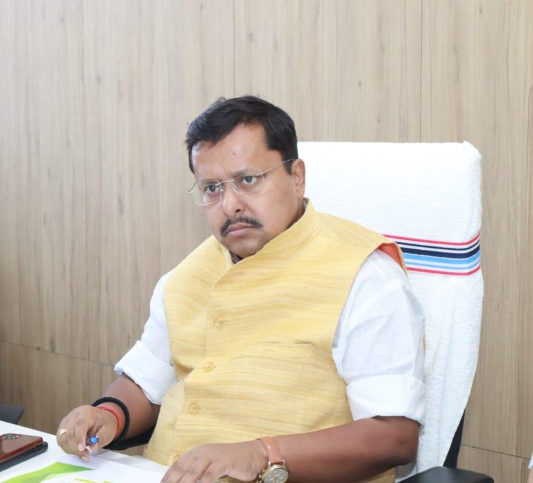 पटना के कंकड़बाग इलाके में सड़क चौड़ीकरण से सुविधाजनक होगा आवागमन: मंत्री नितिन नवीन