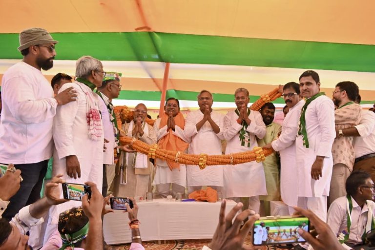 सीवान में एनडीए के विधानसभा-स्तरीय कार्यकर्ता सम्मेलन, जानें जेडीयू के राष्ट्रीय महासचिव मनीष कुमार वर्मा ने क्या कहा