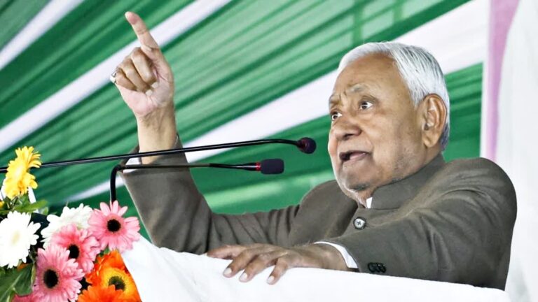 जल्द ही महिलाओं को मिलेंगे 2-2 लाख रुपये’, समृद्धि यात्रा के दौरान CM नीतीश का बड़ा ऐलान