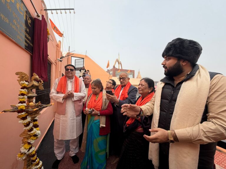 जानकी कुटीर का भव्य उद्घाटन, अयोध्या में रोज़ उमड़ रही है हज़ारों की भीड़