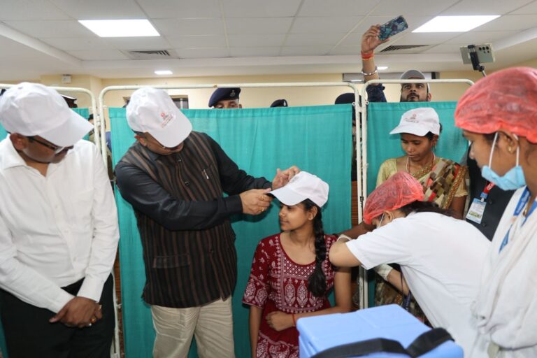 कैंसर से जंग का आगाज़: देशभर में एचपीवी वैक्सीनेशन अभियान लॉन्च-मंगल पांडेय