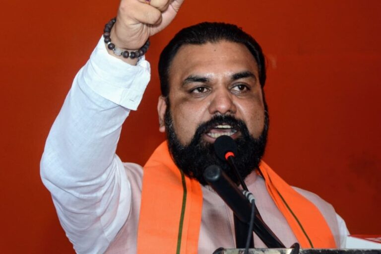 कब्रिस्तान घेराबंदी पर विधानसभा में हंगामा, सम्राट चौधरी का ऐलान- अब विधायक फंड से होगा काम