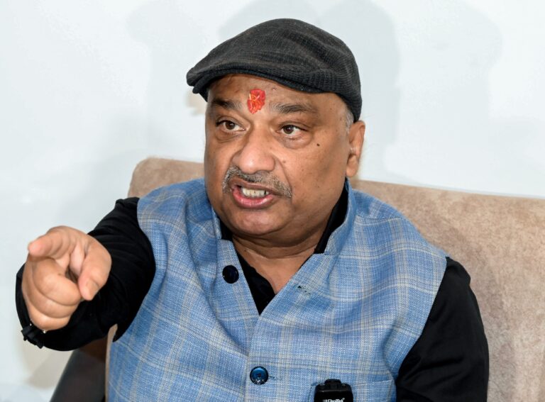 सुनील सिंह का बड़ा दावा – सदन परिसर में शराब की डिलीवरी कर दिखाने की दी चुनौती