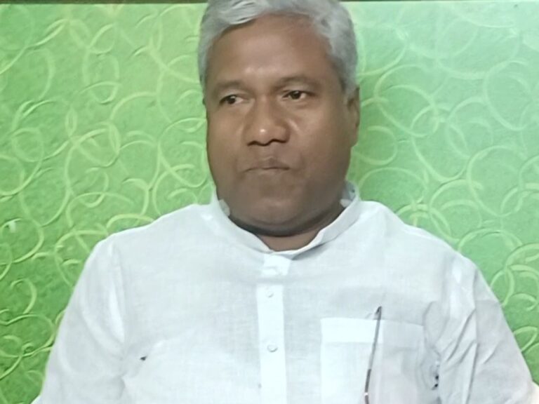 विदेशों में फंसे भारतीयों की होगी सुरक्षित वापसी’: मंत्री संतोष सुमन का दावा, कहा-यूक्रेन जैसा ऑपरेशन फिर से दोहराया जाएगा